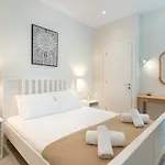 Sea & Salt Boutique 4 בית נופש *
